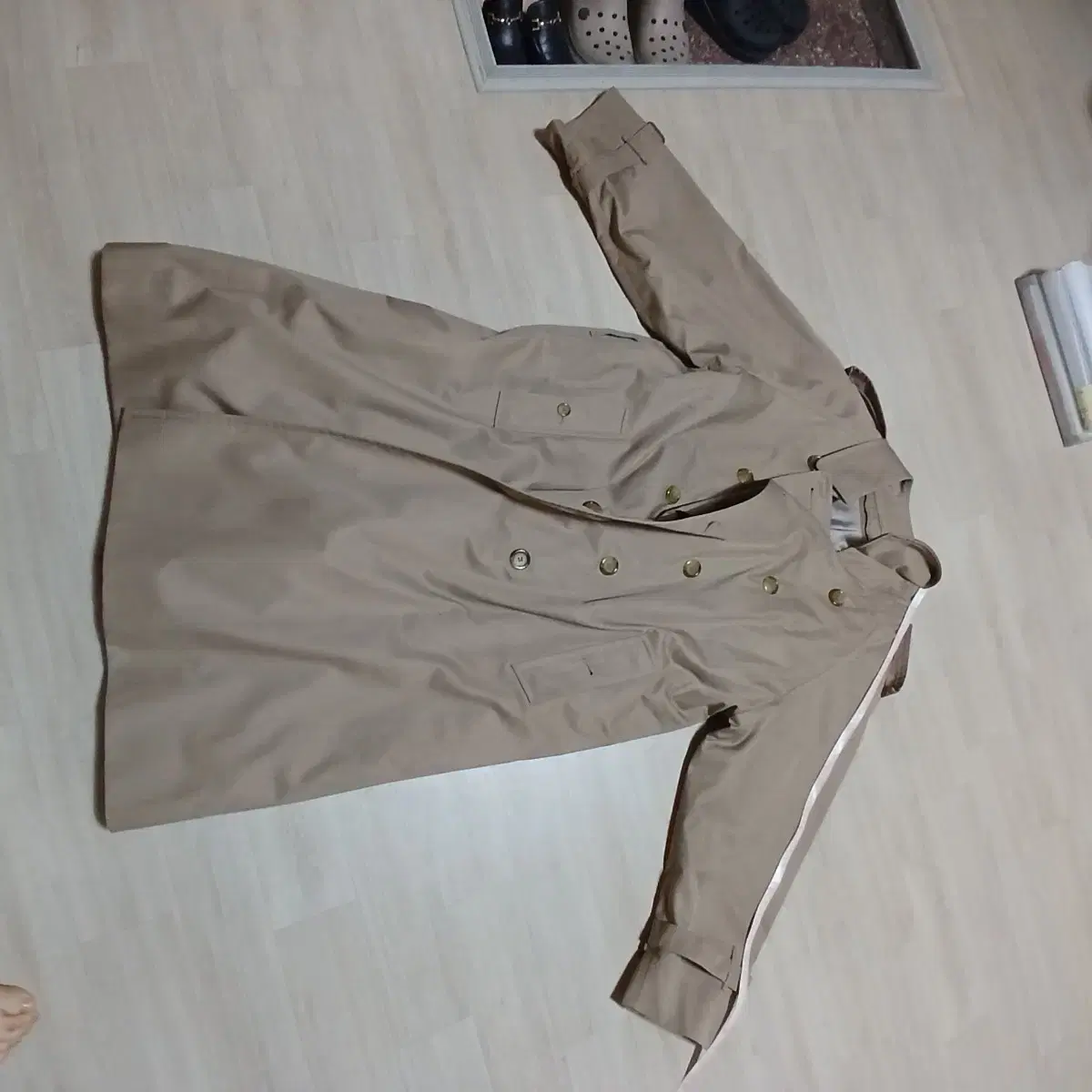 [Authentic] Burberry Trench Coat - Luxurious Actual Item, Glossy (Includes Heavy Fleece Lining)