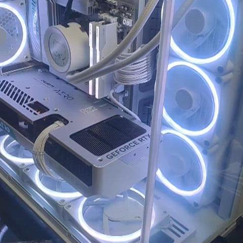 9800x3d 4080s nzxt 리안리 화이트 컴퓨터