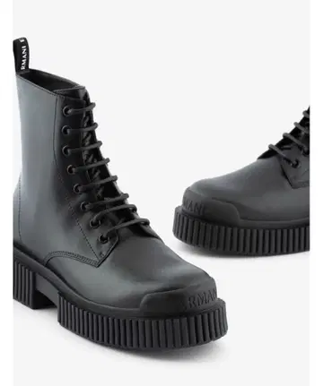 미사용 새상품 A|X 아르마니 로고 테이프 디자인 청키 레이스업 부츠