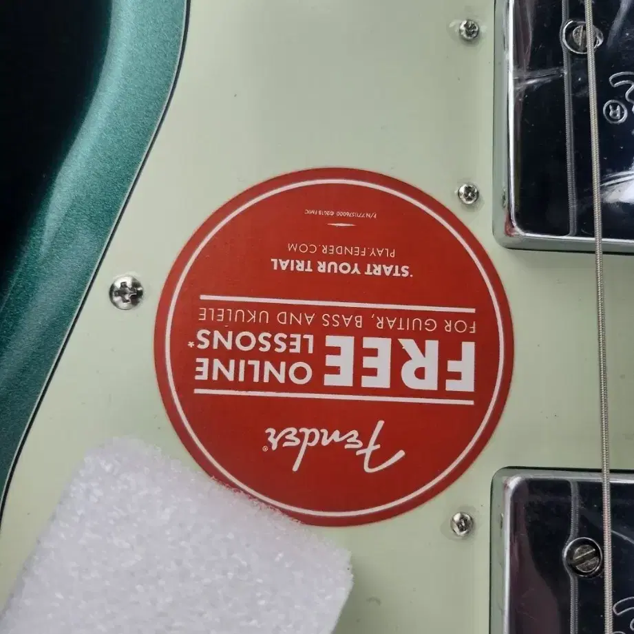 Squier by Fender Square 일렉트릭베이스 소프트