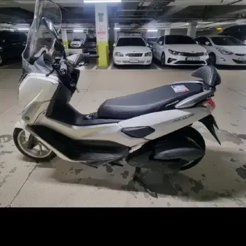 야마하nmax155cc 16년식  팝니다