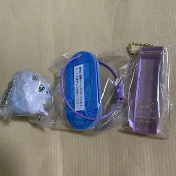 치이카와(먼작귀) 호텔 키링 아크릴 네임택 연결해 놨습니다 모몽가