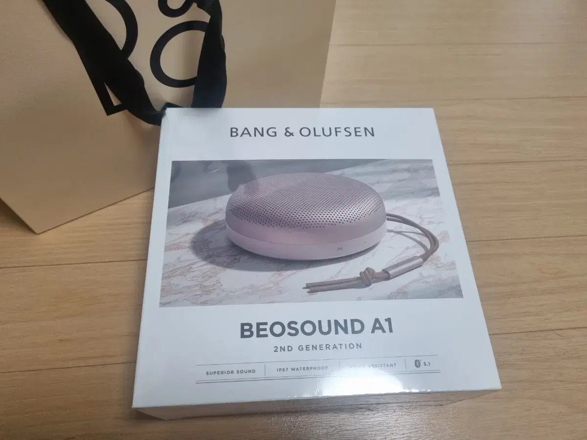 뱅앤올룹슨 Beosound A1 2세대 미개봉 새상품 판매합니다