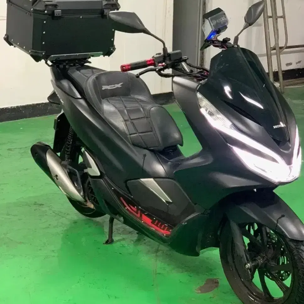 PCX125 더뉴 20년식 4만 기본 배달셋팅 컨디션 양호 급매땡처리