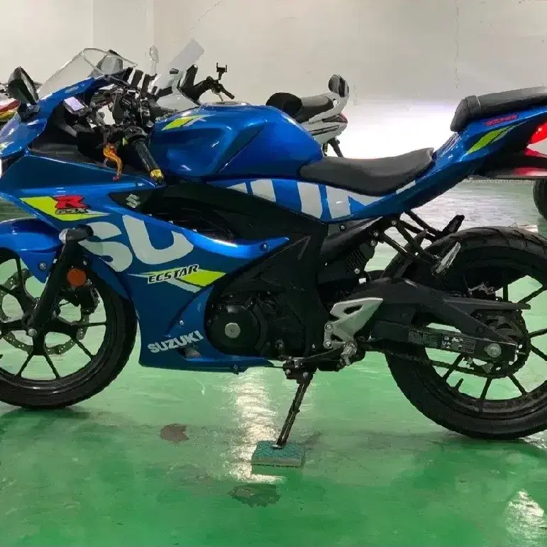 GSX-R125 19년식 순정차량 1만대 상태최상 급매땡처리