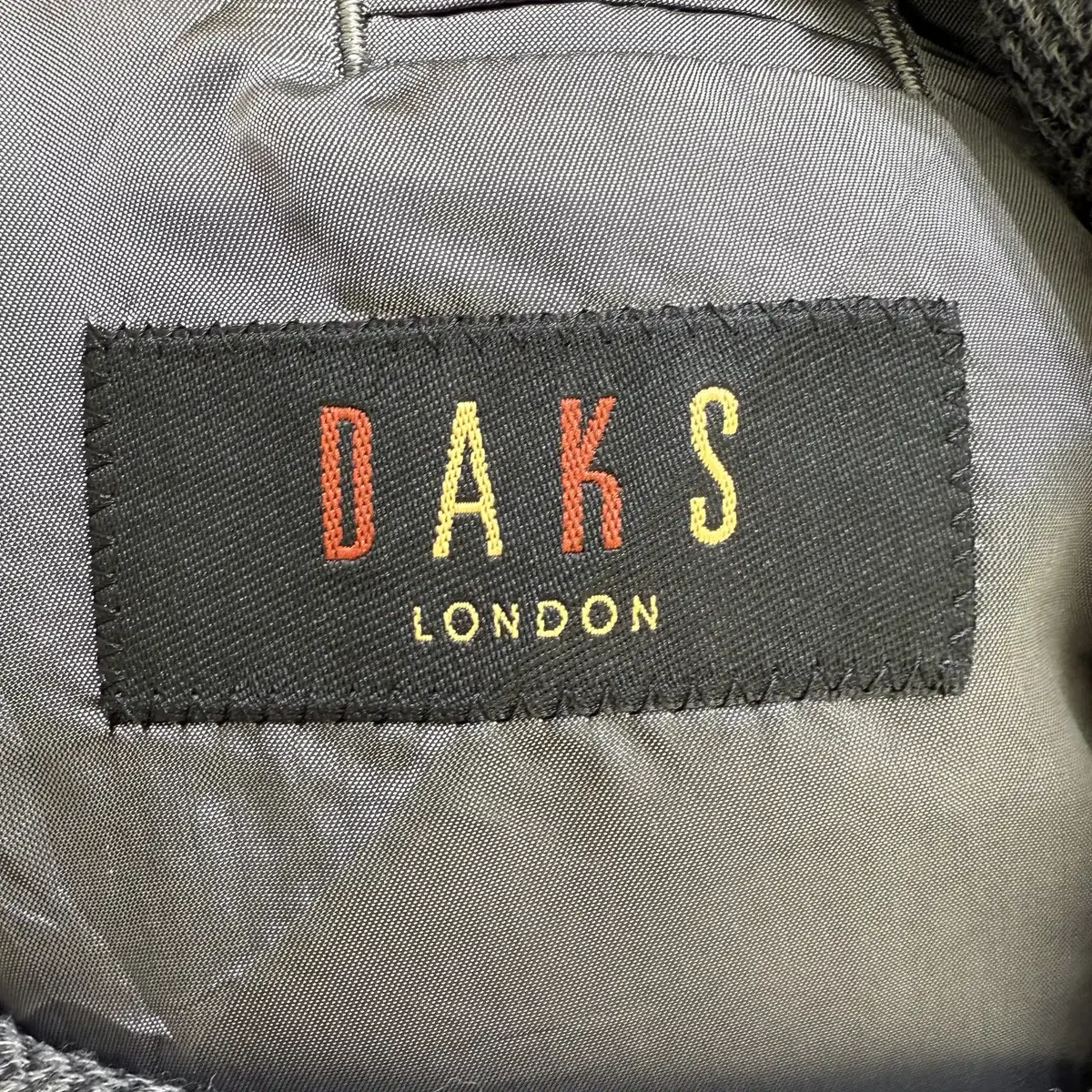 DAKS 그레이 자켓 (Made in Japan)