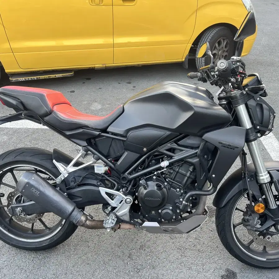 혼다 cb300r 2018년식 판매합니다