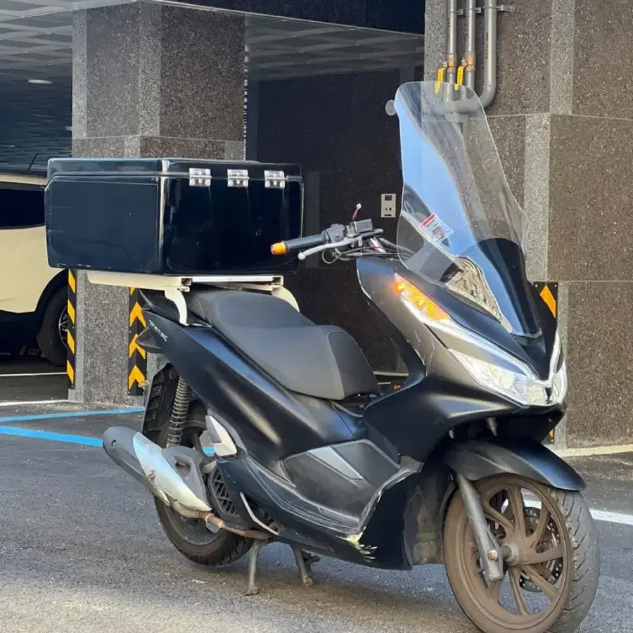 혼다 pcx125 20년식 판매합니다