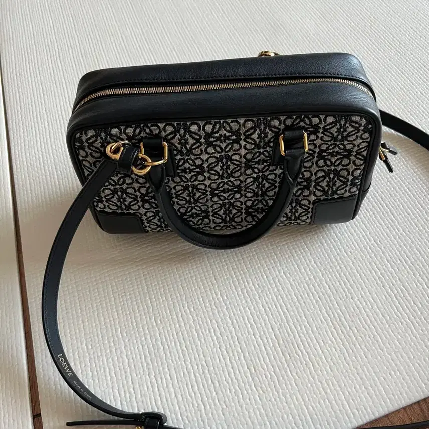 LOEWE AMAZONA Black ロエベバッグ ソウル クイック可能
