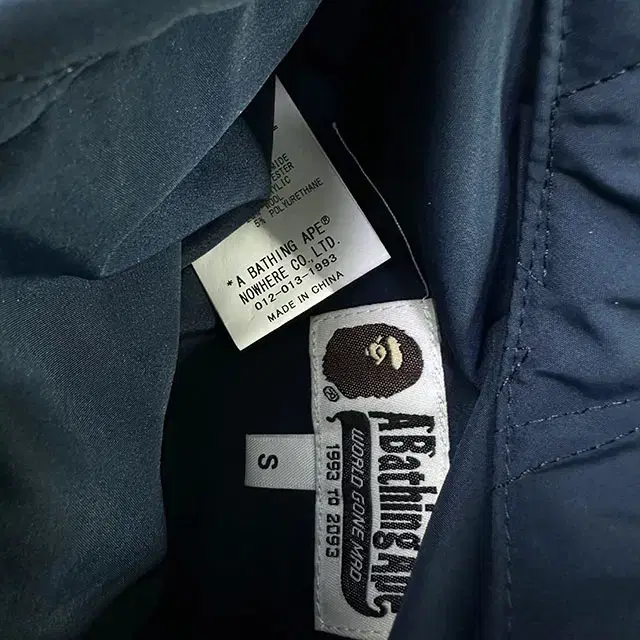 BAPE 22SS 베이프 리버시블 바시티 자켓