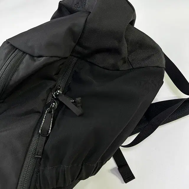 ARC'TERYX MANTIS 26 아크테릭스 맨티스 26 백팩