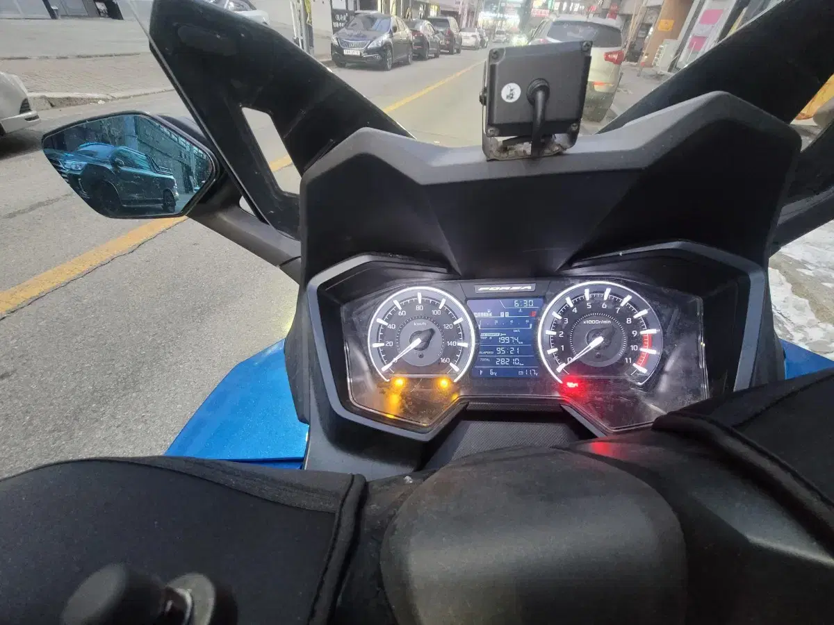 포르자350 28xxxkm 머플러구조변경완료