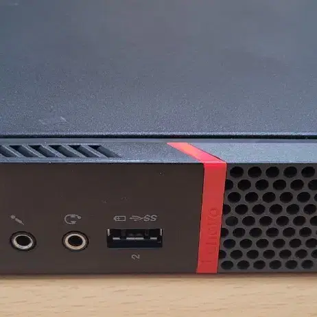 Lenovo ThinkCentre M900