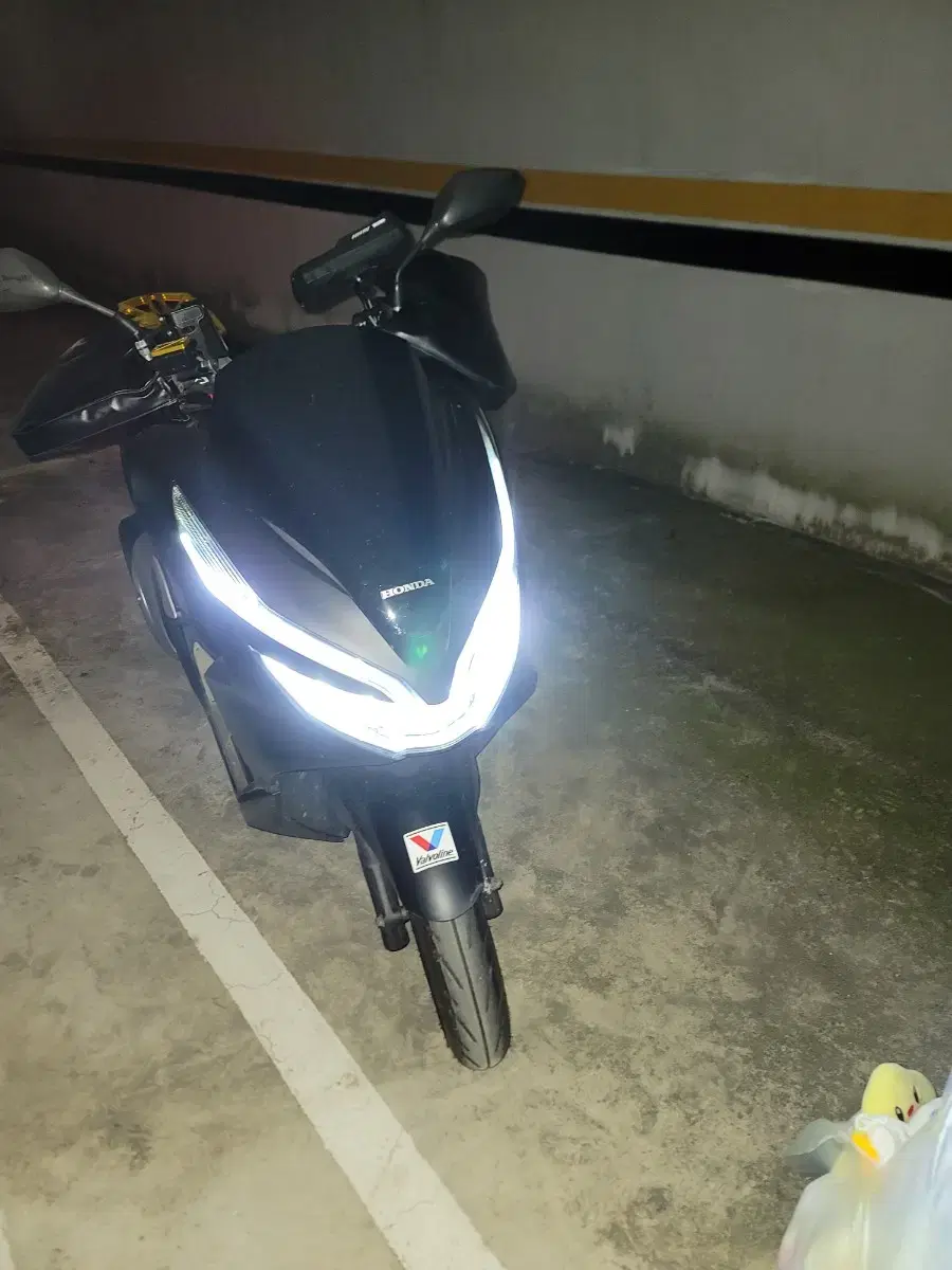 pcx 20년식 8만7천팔아요