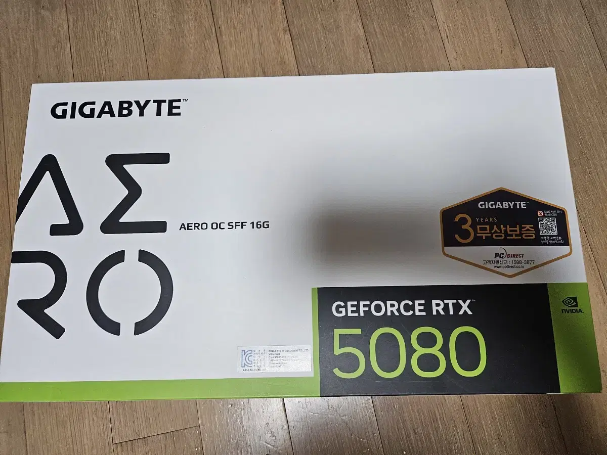 긱바 rtx 5080 aero 에어로