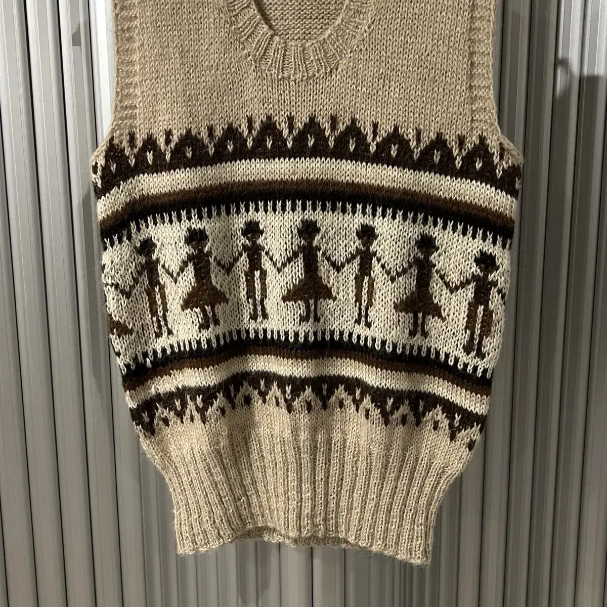 vintage knit vest