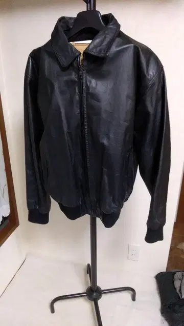 [ 연말 가격 인하 ] 블랙 가죽 자켓