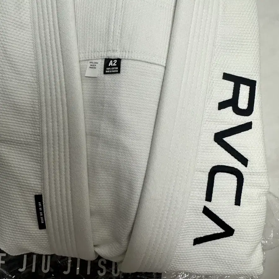 RVCA 루카 주짓수도복 aoj A2