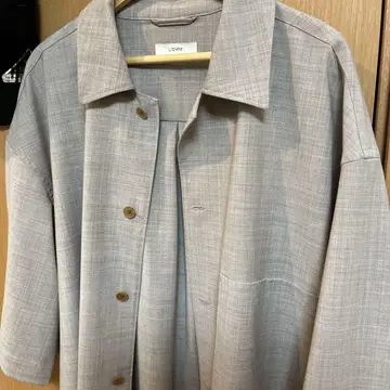 리돔 반팔 셔츠