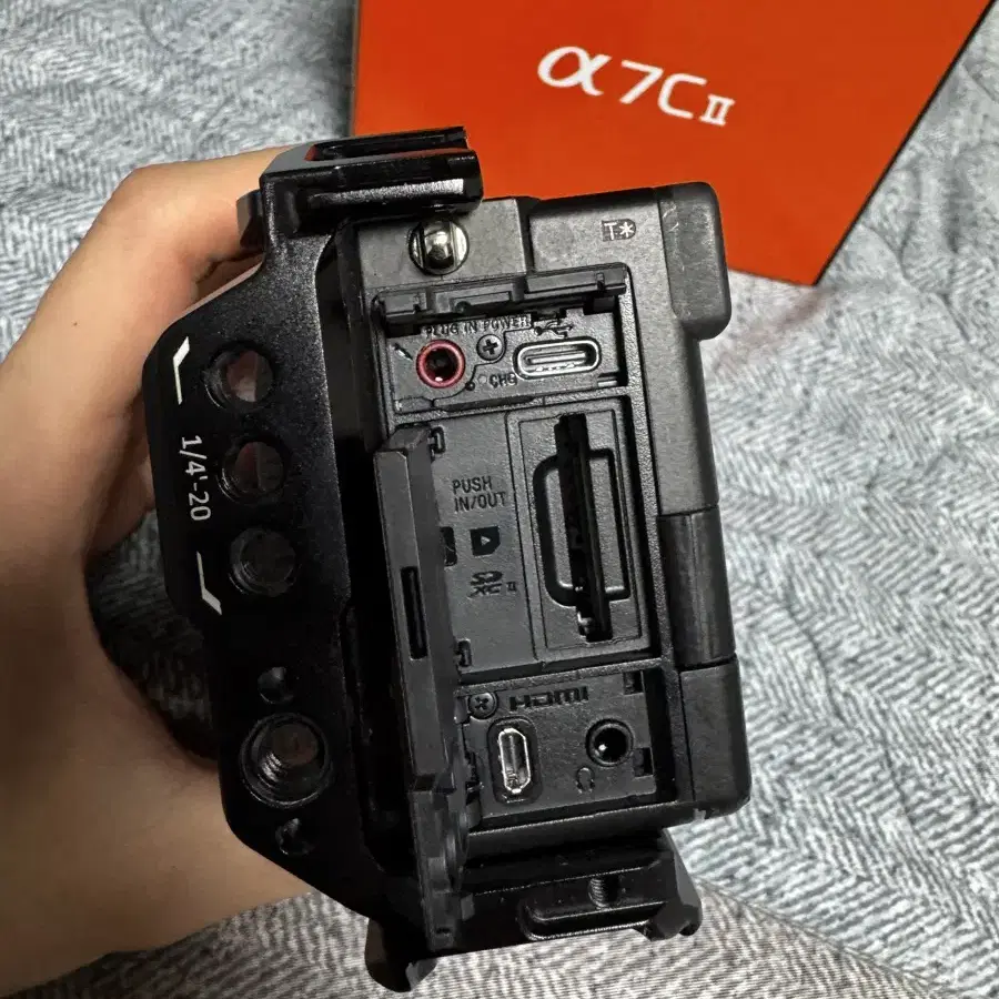 소니 A7C2 + 스몰리그 케이지