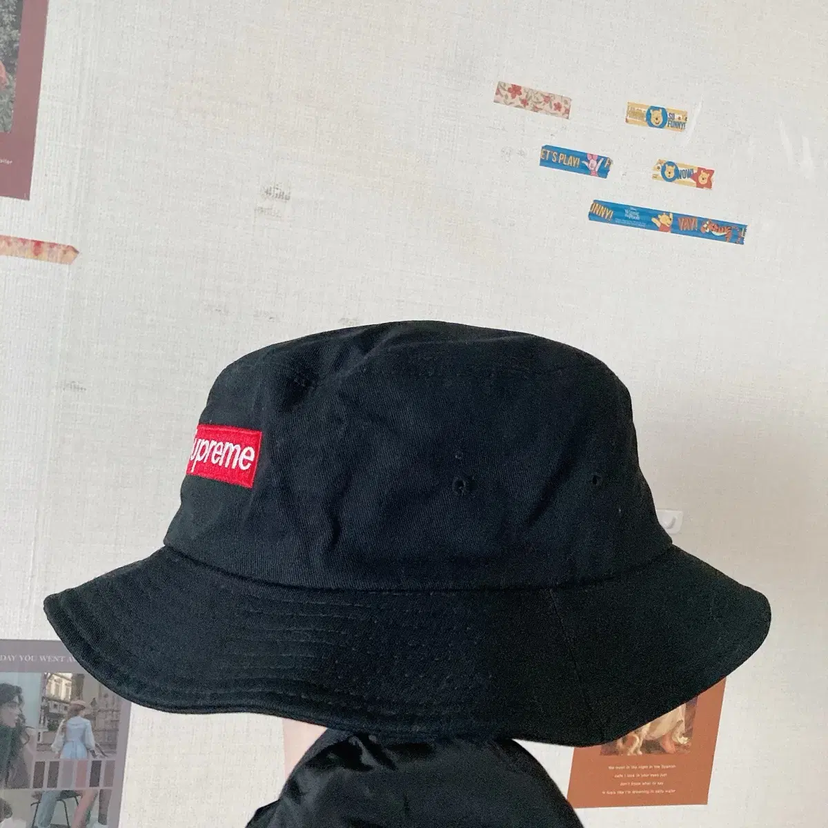 Supreme 버킷햇