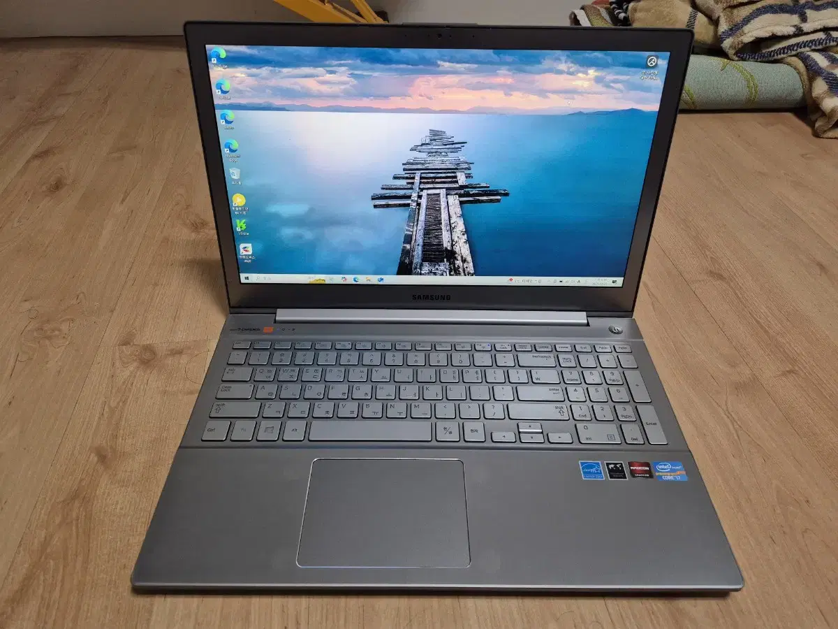 삼성 노트북 nt770z5e(15.6) i7 팝니다.