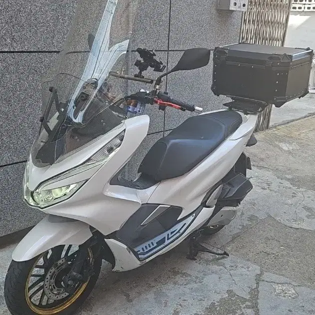 PCX125