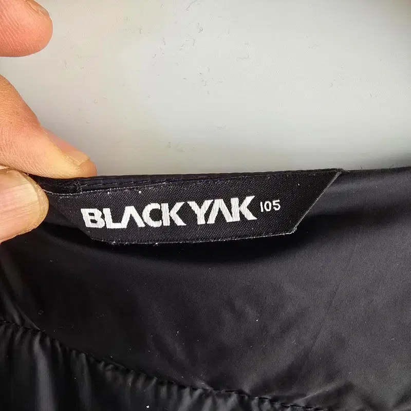 블랙야크 Black Yak 경량패딩 조끼 남 105