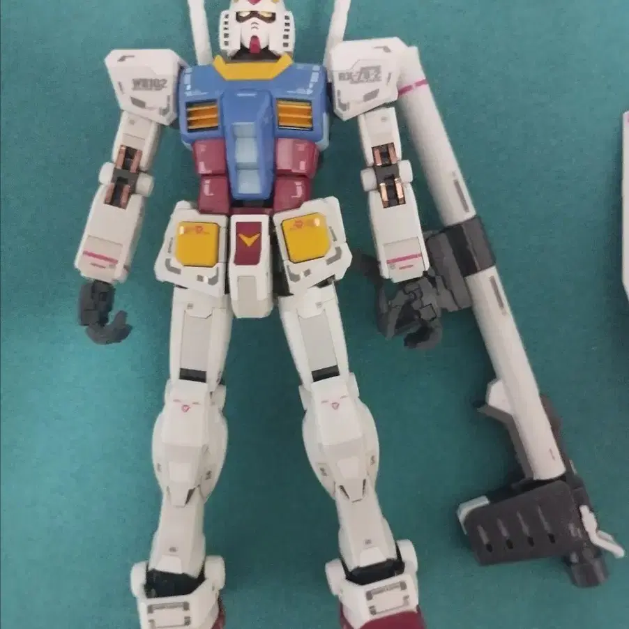 RG 건담 1.0+샤아자쿠 가조립