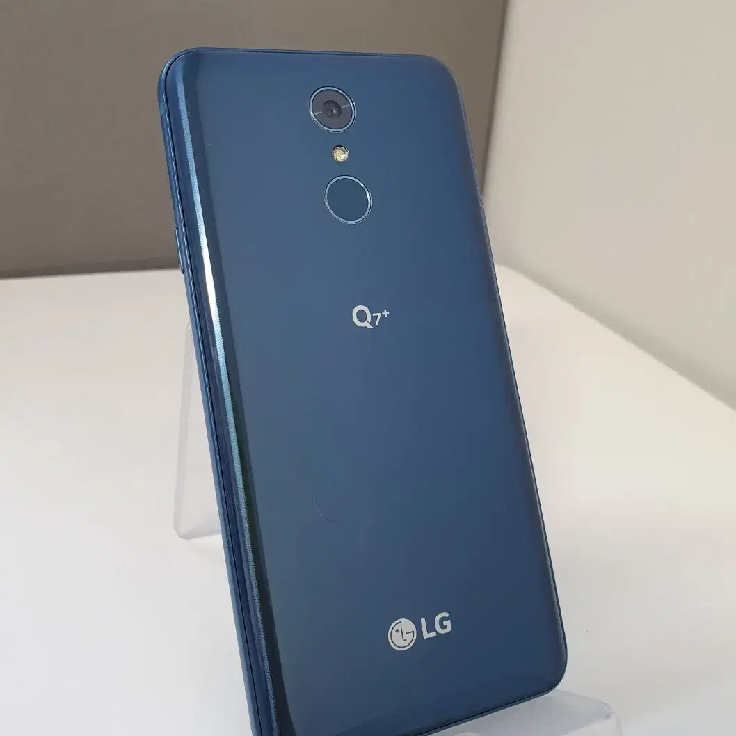 LG Q7플러스 (0367371)