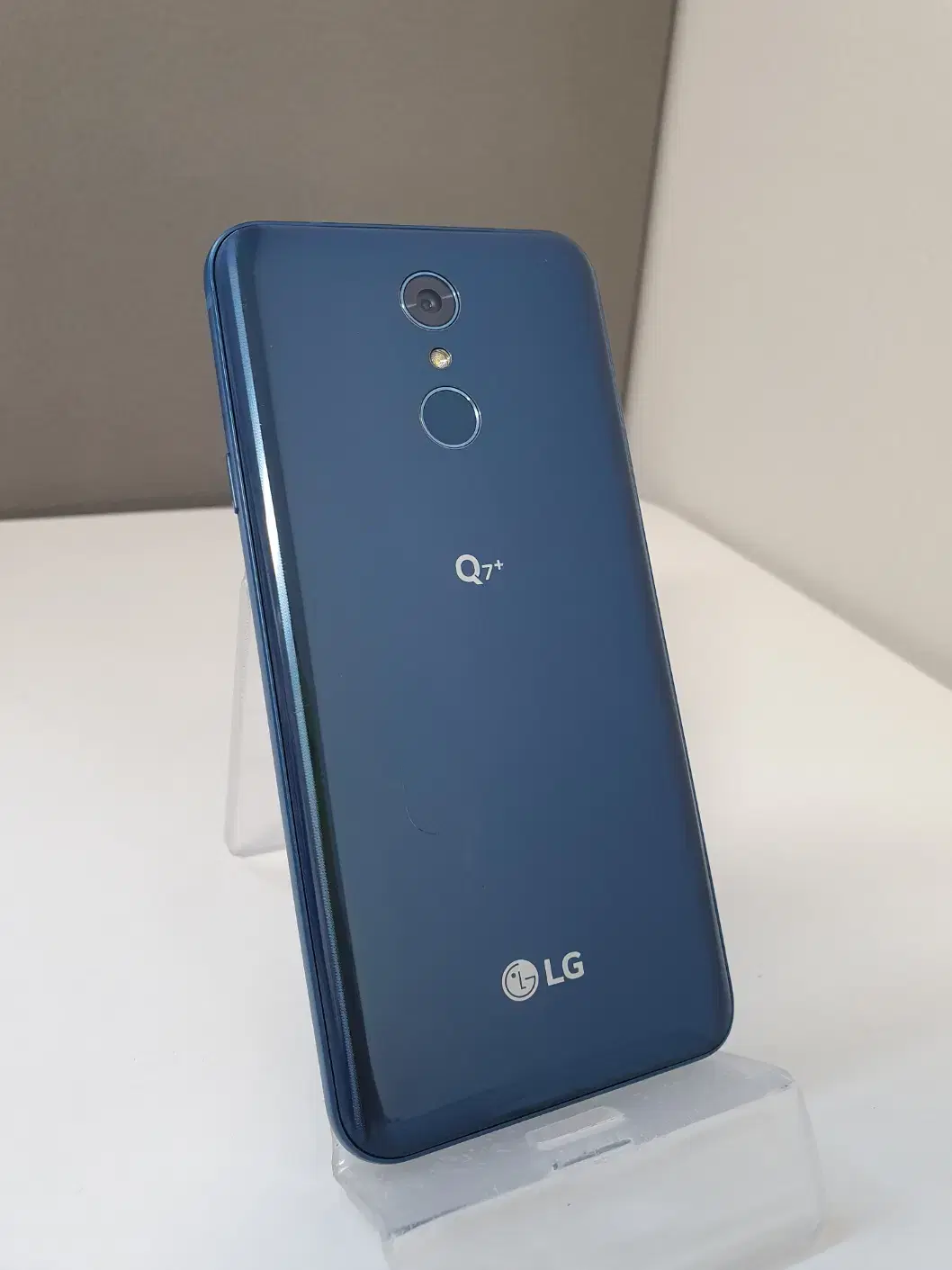 LG Q7플러스 (0367371)