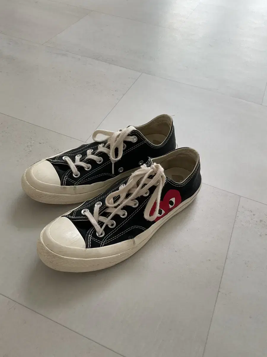 COMME des GARÇONS CONVERSE