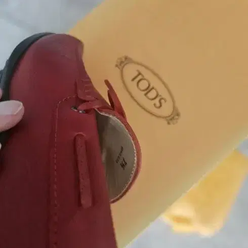 [정품][새상품]TOD'S 시티 고미노 드라이빙 로퍼71/2사이즈