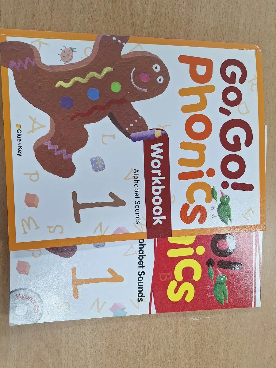 Go Go Phonics 1 Alphabet Sound 교재와 워크북