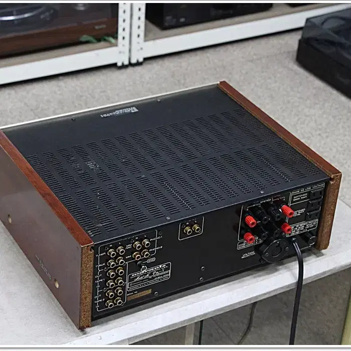 마란츠(MARANTZ) A급 고급형 인티앰프 모델 PM-5