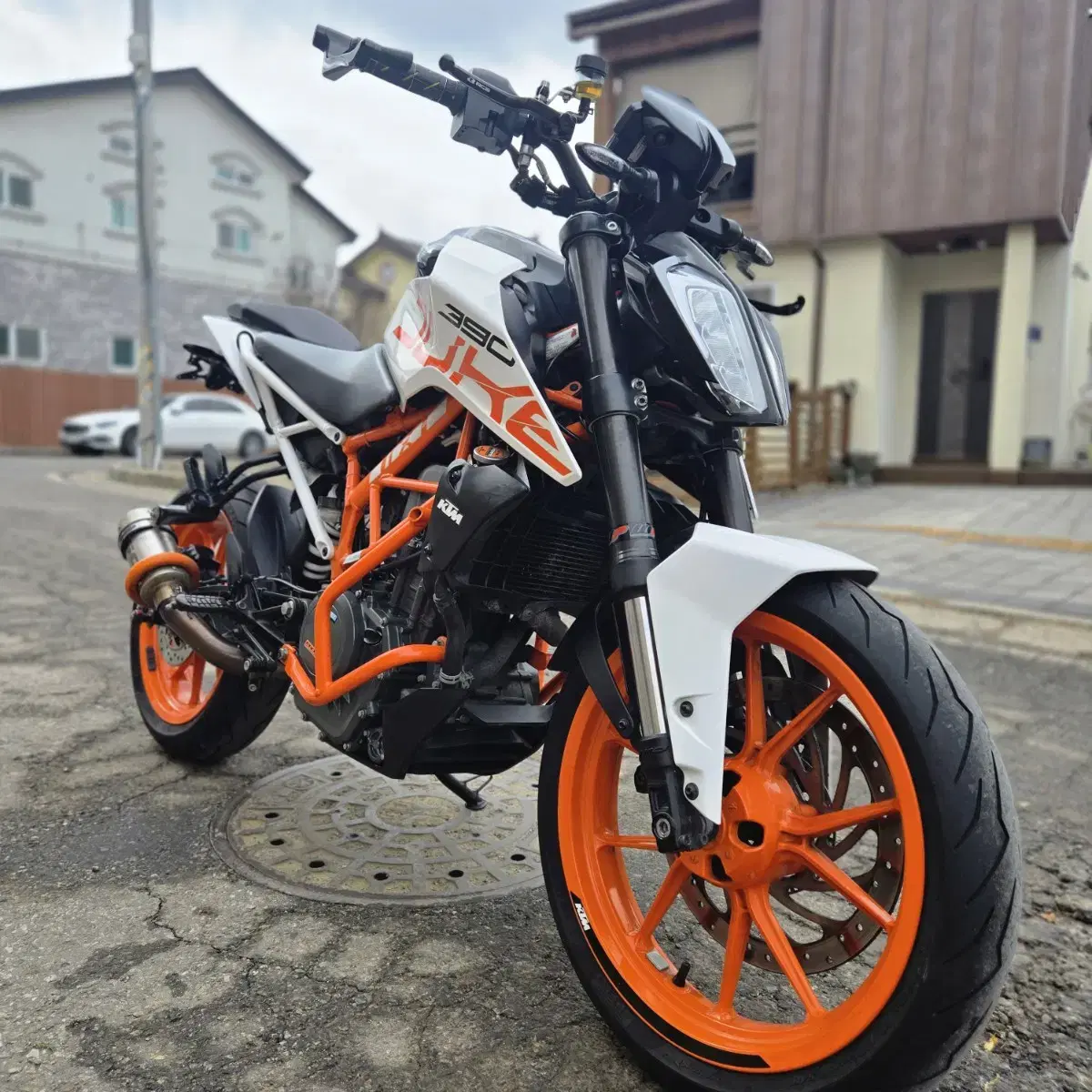 최저가)KTM 듀크390 18년식 3만km sc머플러 구변완료 판매합니다