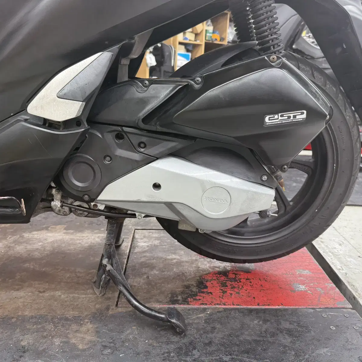 20년식 PCX125 (53,749Km) 블랙 판매 (기본배달세팅 완료)