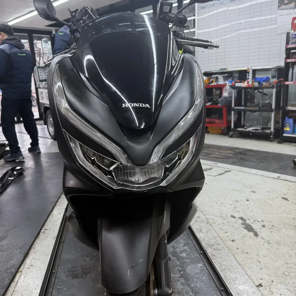 20년식 PCX125 (53,749Km) 블랙 판매 (기본배달세팅 완료)