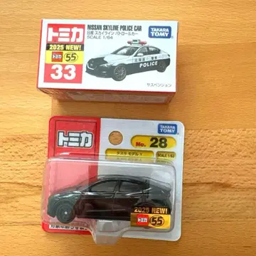 토미카 28 테슬라 모델 Y 33 홋카이도 경찰 순찰차