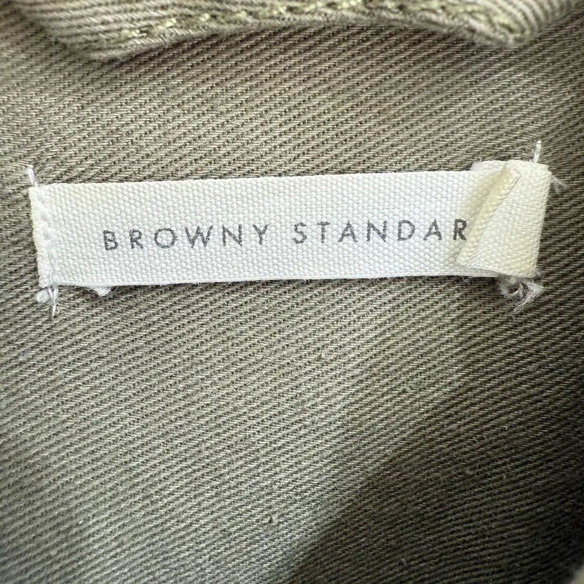 BROWNY STANDARD 카키 셔츠