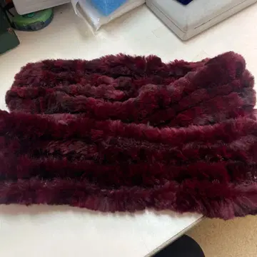 버건디 퍼 스누드