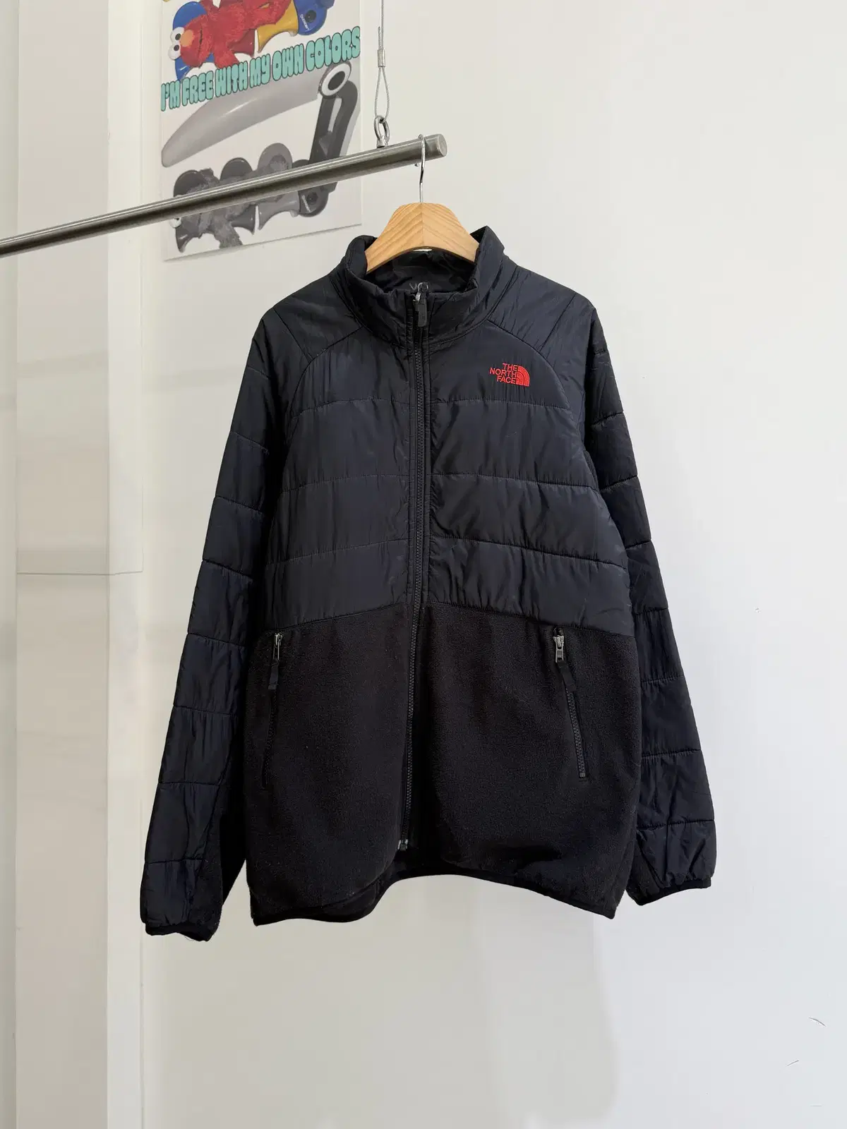 THE NORTH FACE 블랙 경량 패딩