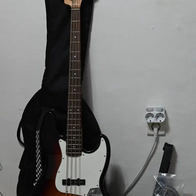 스콰이어 어피니티 재즈 베이스 기타 SQUIER AFFINITY BASE