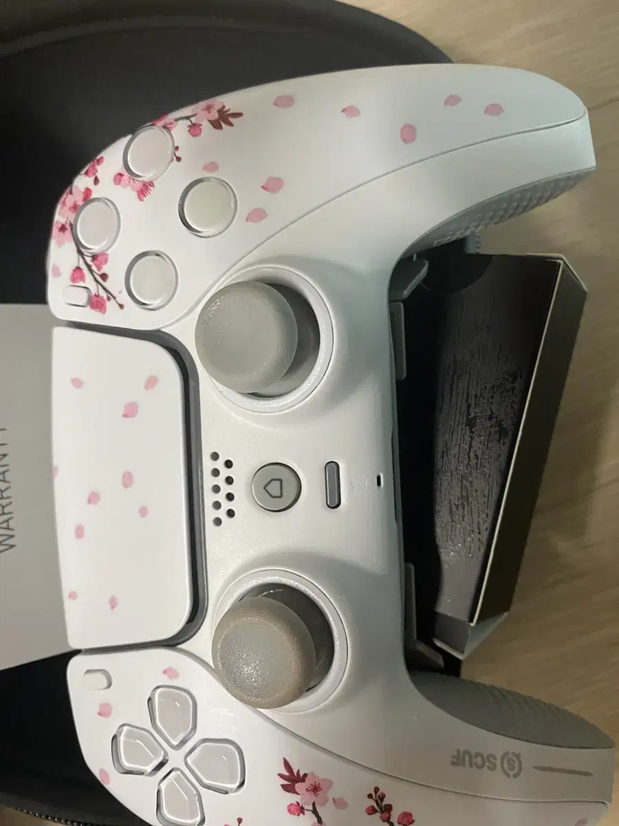 플스5커스텀패드scuf