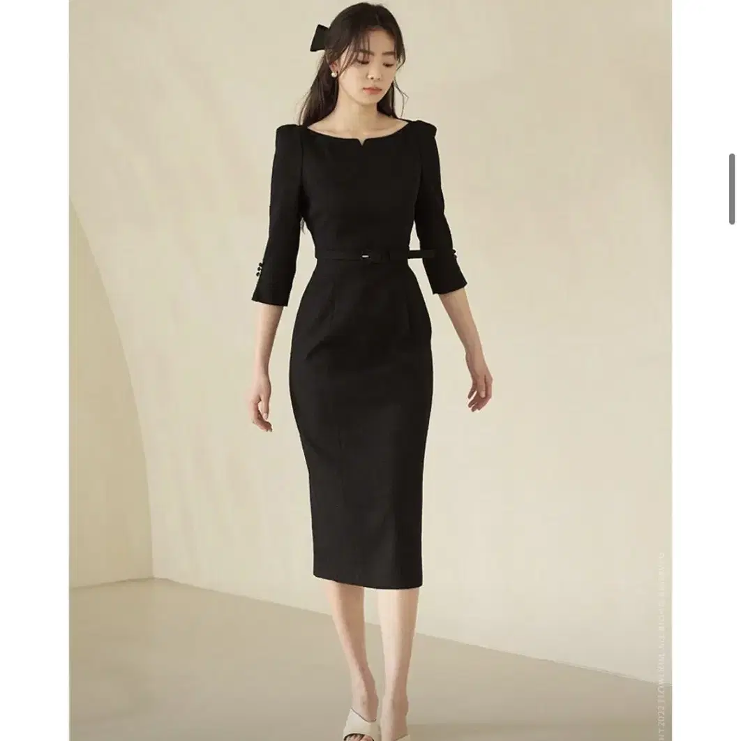 플로움 classic diana dress (블랙)