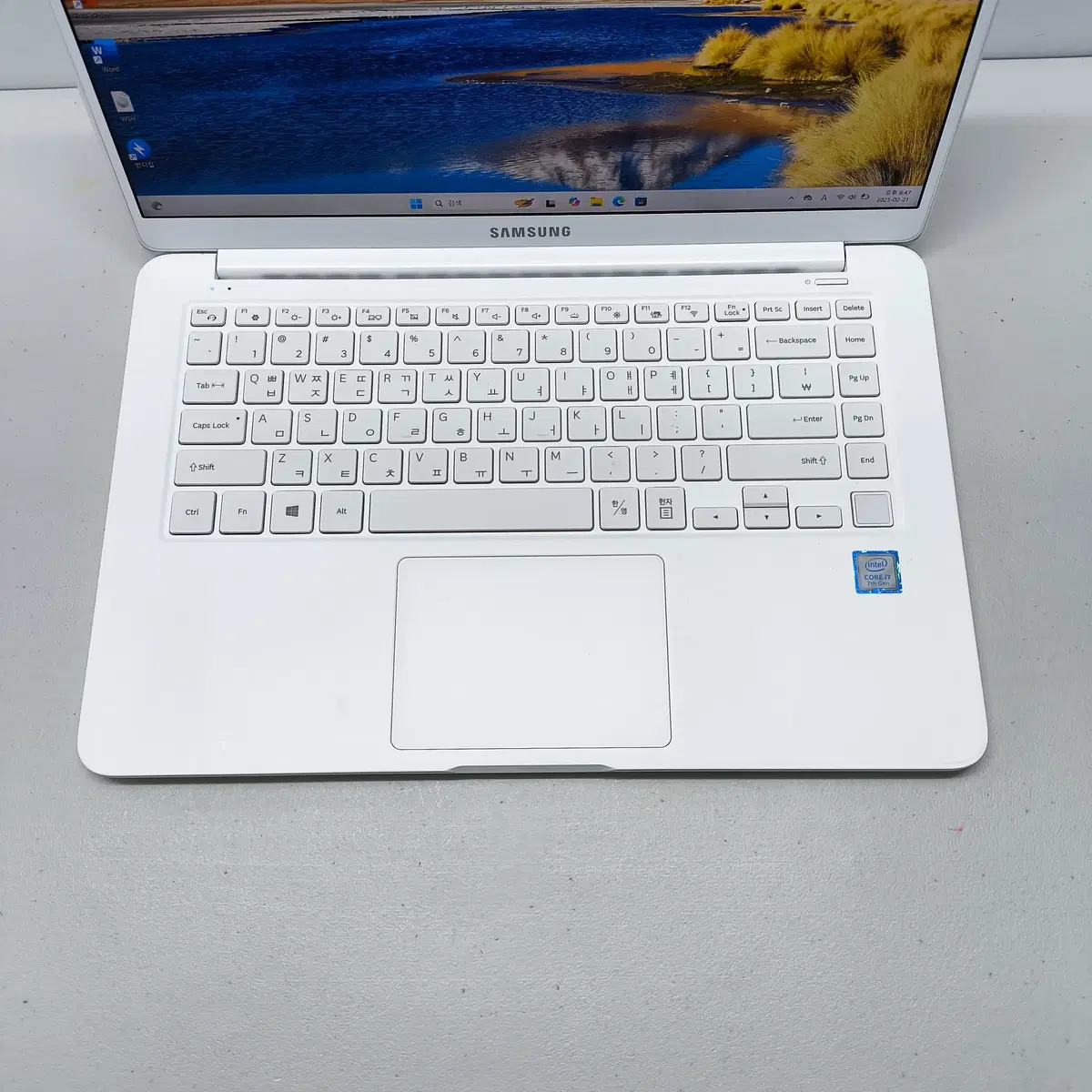 삼성 중고노트북 NT900X5N-L716 15인치 가벼운