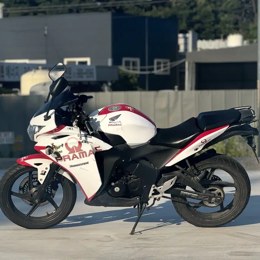 혼다 cbr 125cc 미놀타 14년식 좋은금액에 판매합니다