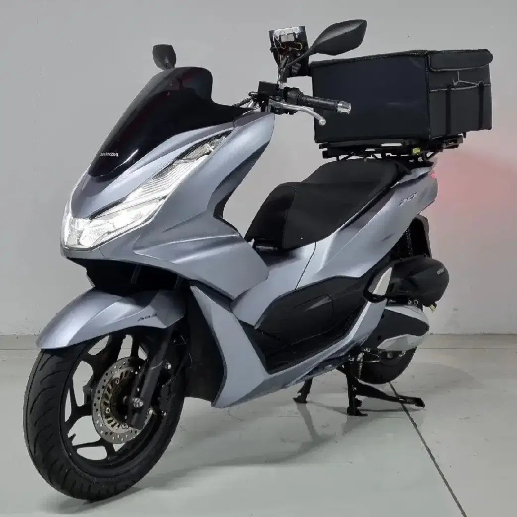 PCX125 21년식 ABS 모델 2만 기본 배달셋팅 상태양호