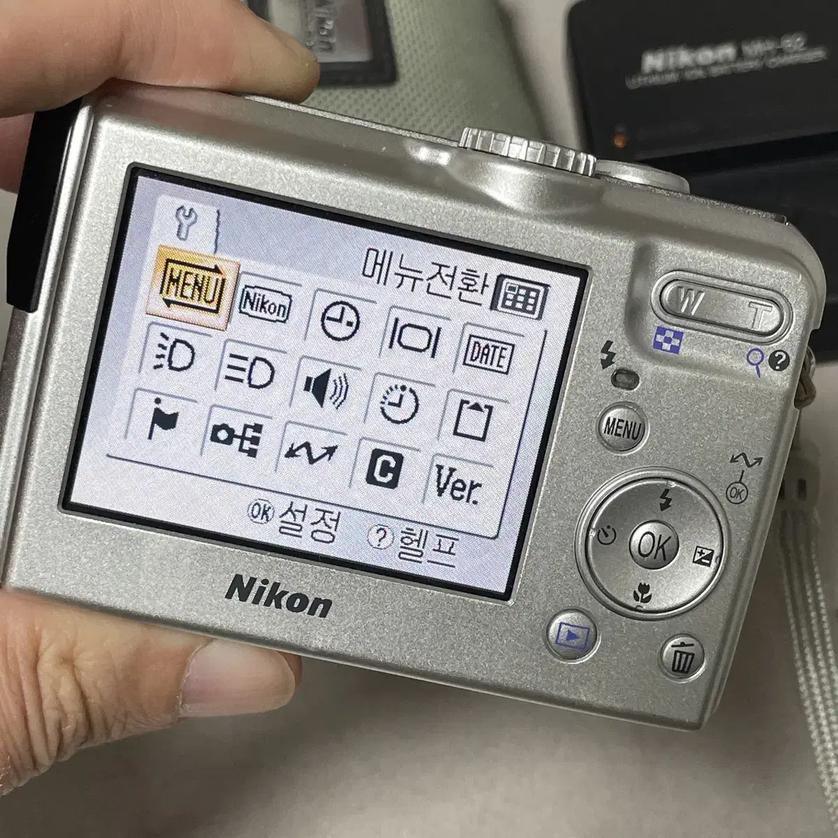 니콘 Coolpix P1