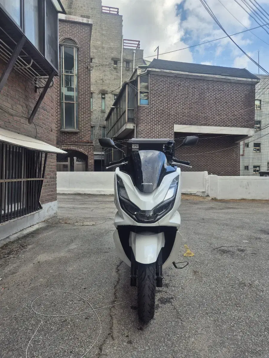 23년식 pcx125abs 판매합니다